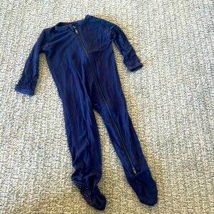 Kyte Baby navy blue zip up onesie perfect condition!